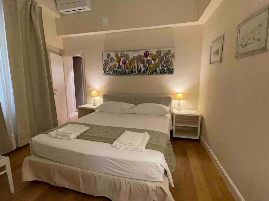 Cozy Santa Maria Novella Uffizi Duomo 2Beds-2Baths Apartment Florence Exterior photo