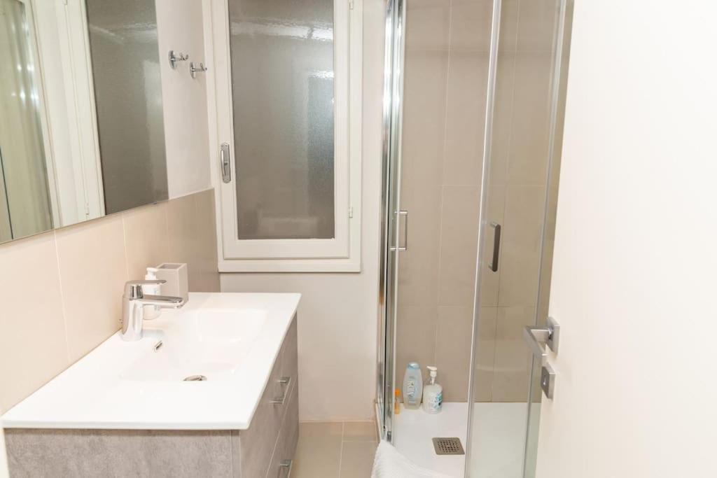 Cozy Santa Maria Novella Uffizi Duomo 2Beds-2Baths Apartment Florence Exterior photo