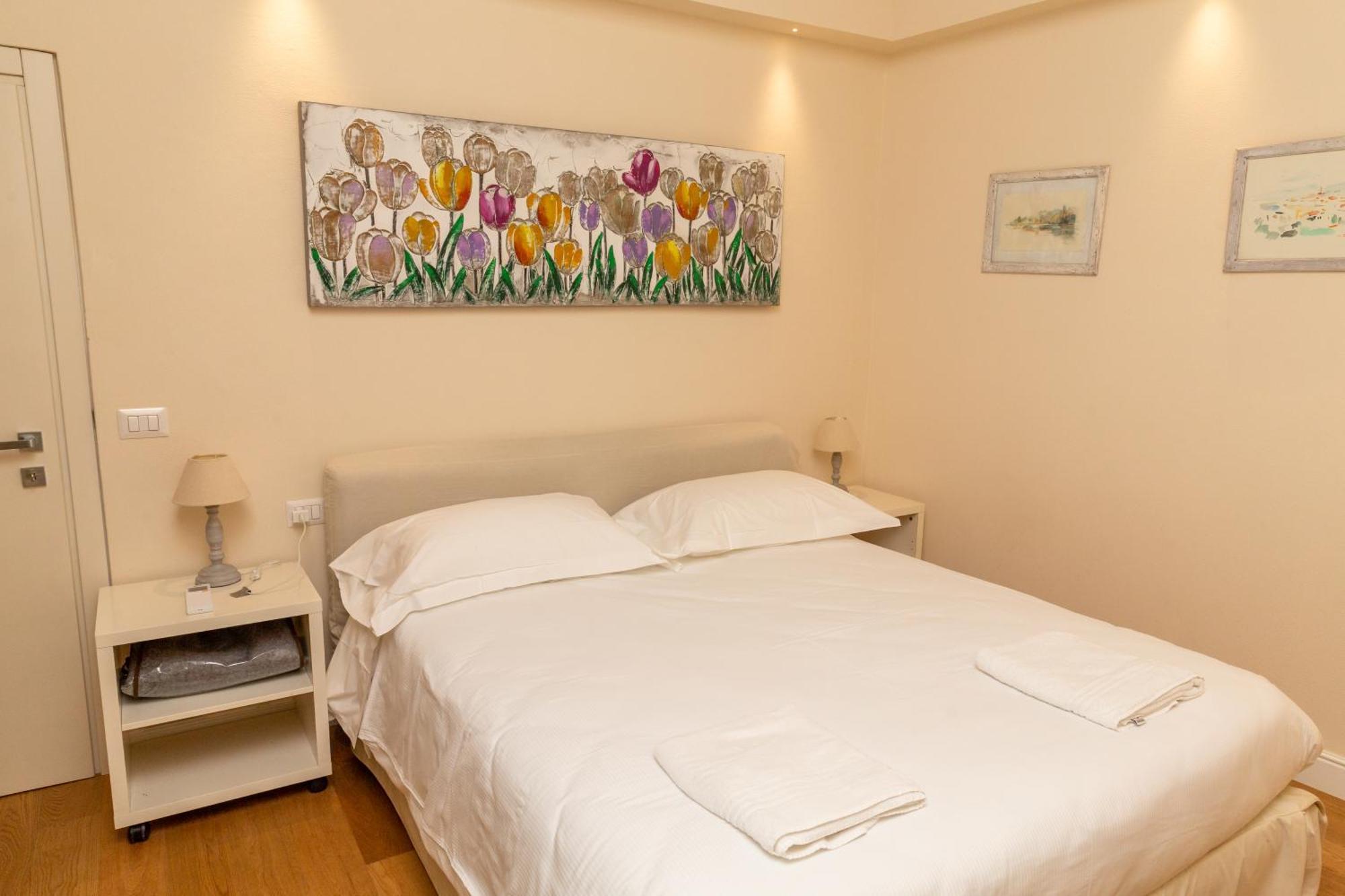 Cozy Santa Maria Novella Uffizi Duomo 2Beds-2Baths Apartment Florence Exterior photo